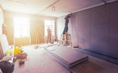 7 Signs of Water Damage on Your Ceiling